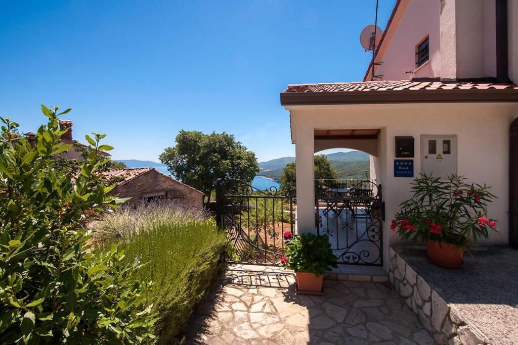 Peaceful Apartment With Beautiful Sea View Rabac Exterior photo
